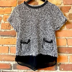 Short Sleeve Black & White Top with Braided Detailing.  Size: Small